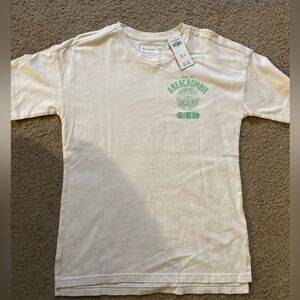 Abercrombie Kids Boys Short-Sleeved T-shirt NWT (Size 11/12)